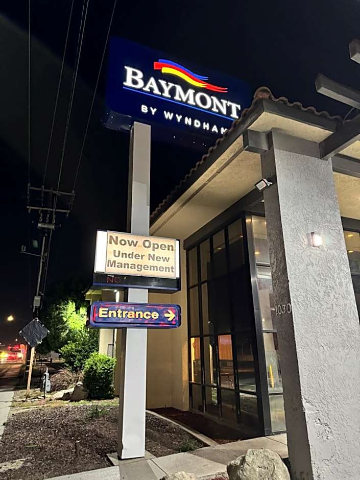 Baymont by Wyndham Bakersfield