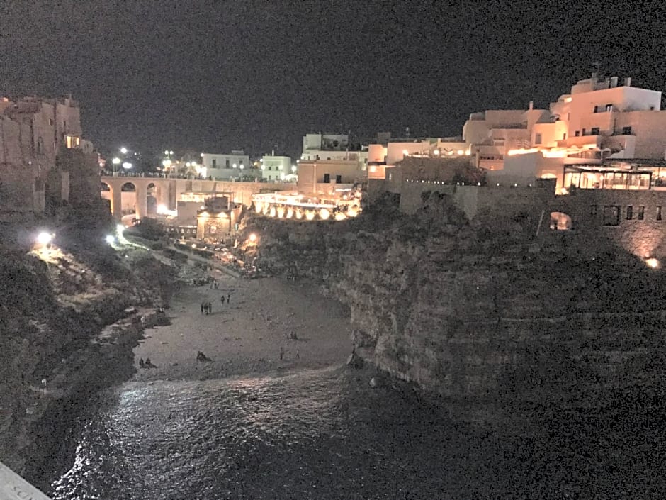 Amare Il Mare – Polignano a Mare, LA