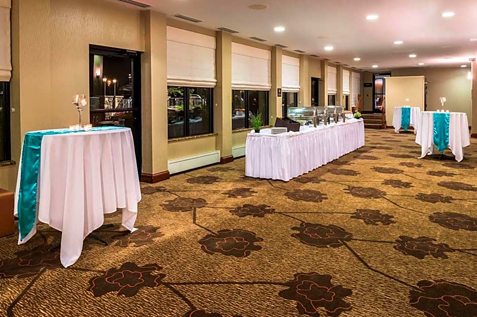 Hilton Garden Inn Southfield