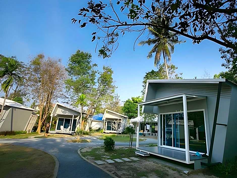 Baan Koh Mak
