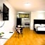 The Queenslander Motel