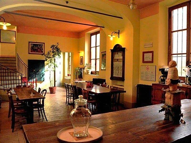 Hotel Azzi