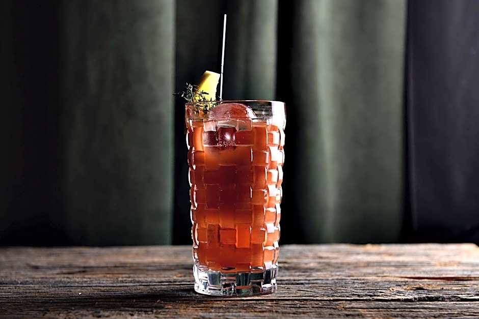 U Eat & Sleep Antwerp