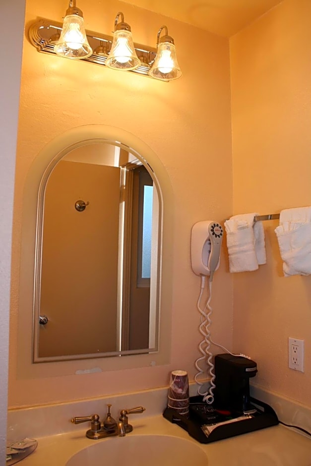 Budget Inn