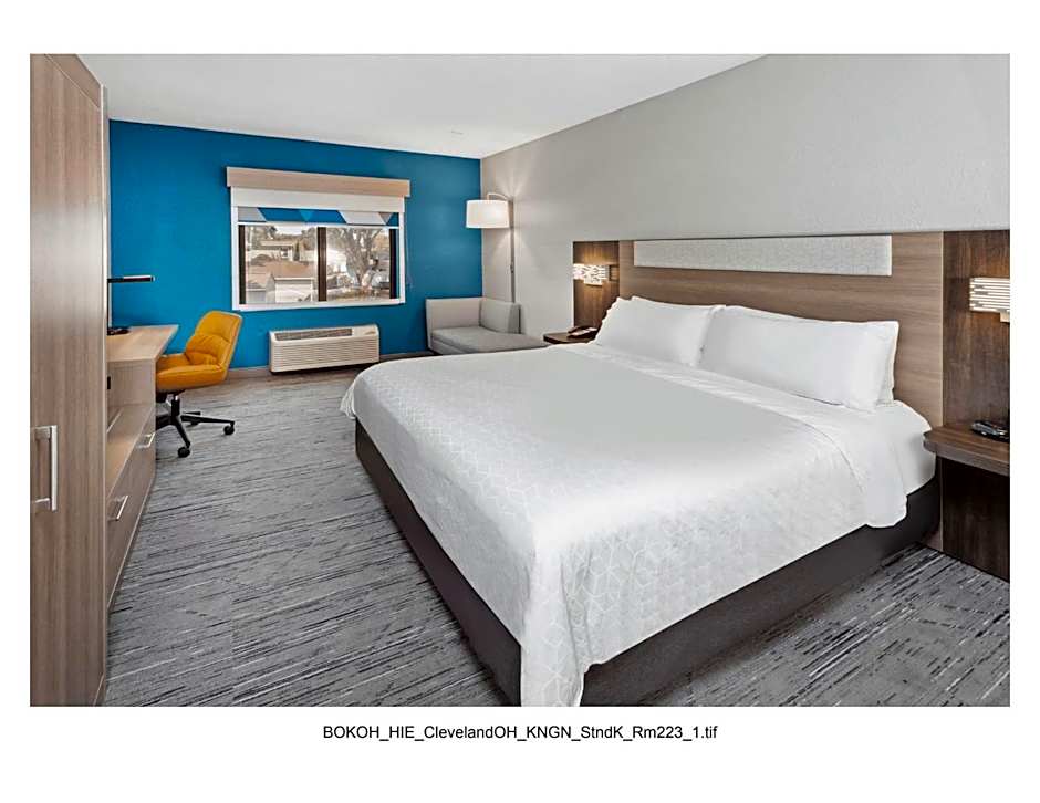 Holiday Inn Express Brookpark-Cleveland Airport Hotel By IHG