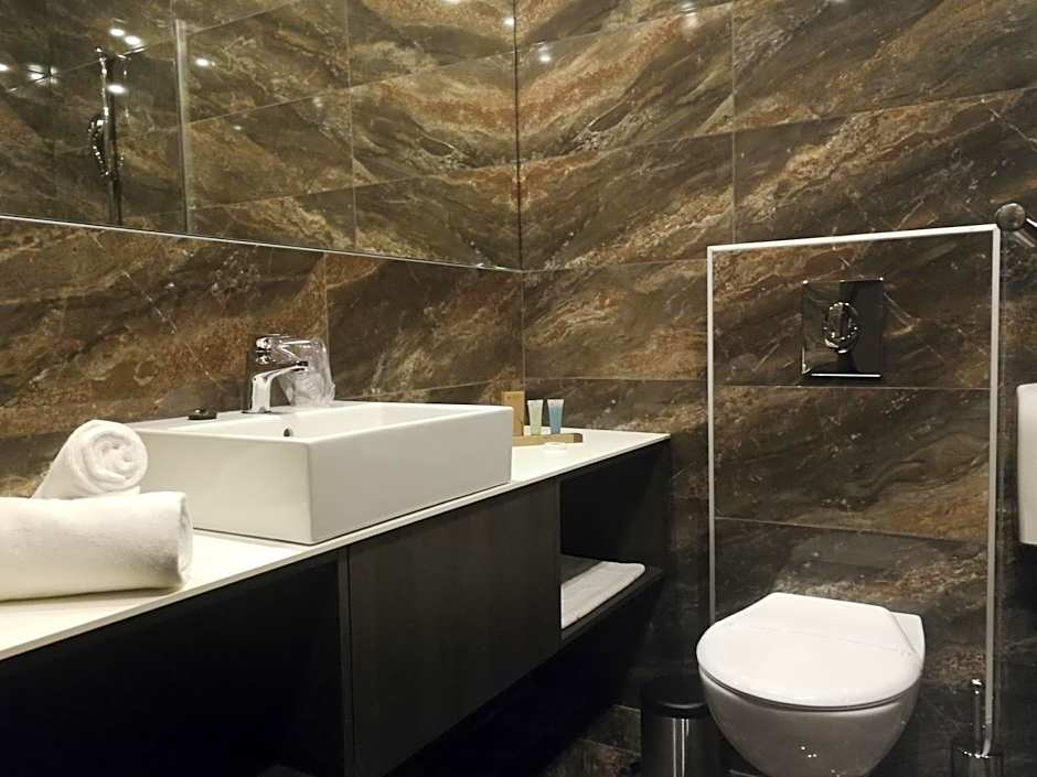 Hotel Ub Business & Wellness