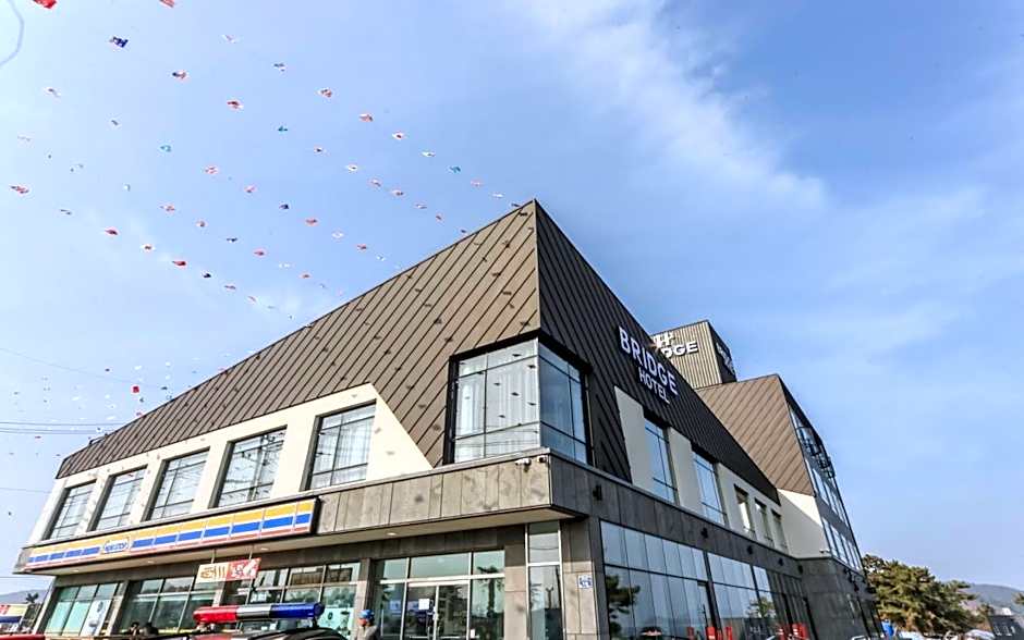 Tongyeong Bridge Hotel