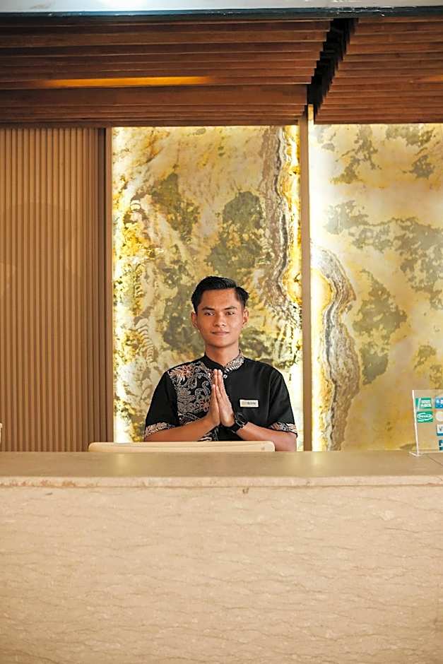 LYNN Hotel Serang