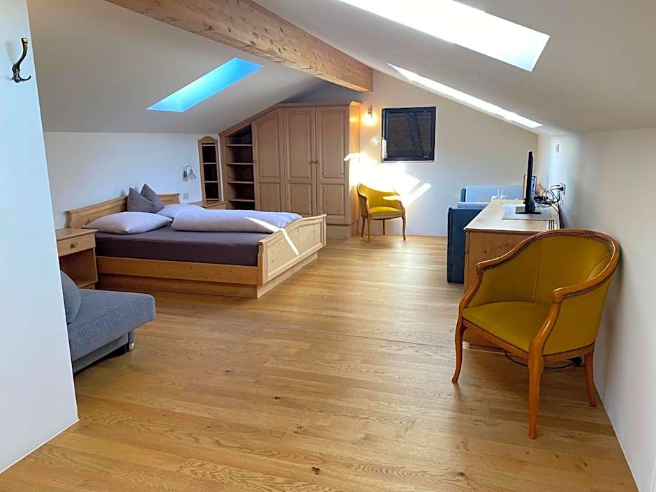 Garni Residence Trocker