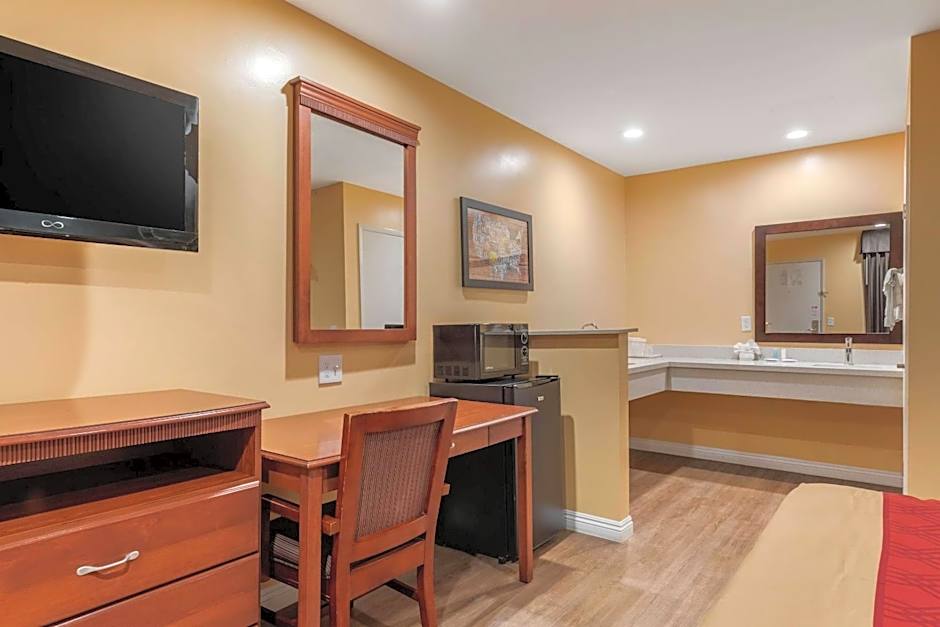 Rodeway Inn Carson - Los Angeles South