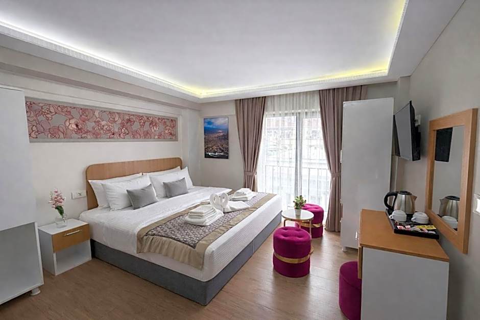 Ria Suites Boutique Hotel
