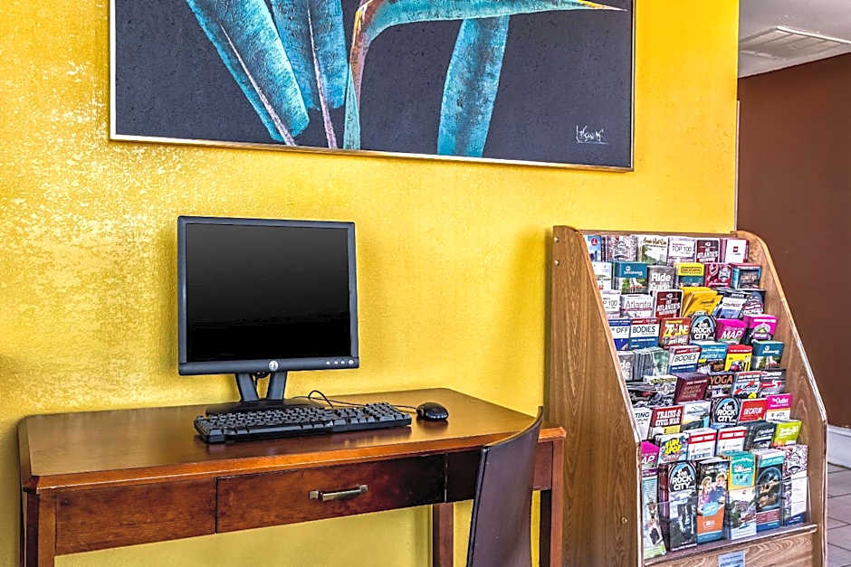 Econo Lodge Acworth East