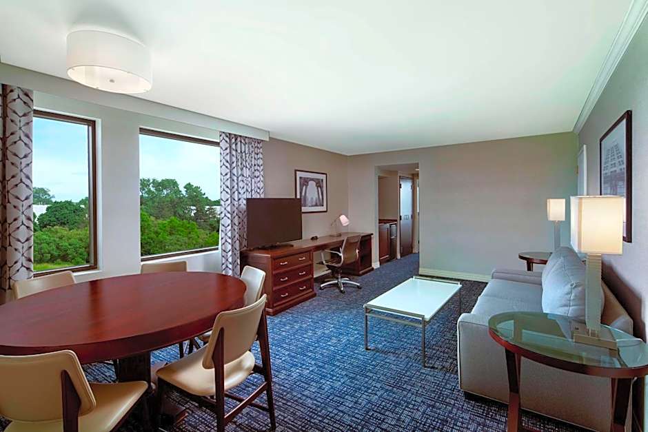 Sheraton Suites Philadelphia Airport