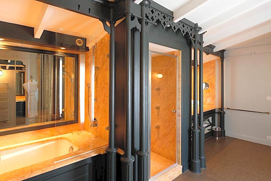 HR Hôtel-Restaurant & Spa Marin