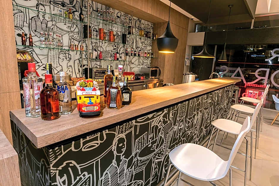 Ibis Cali Granada
