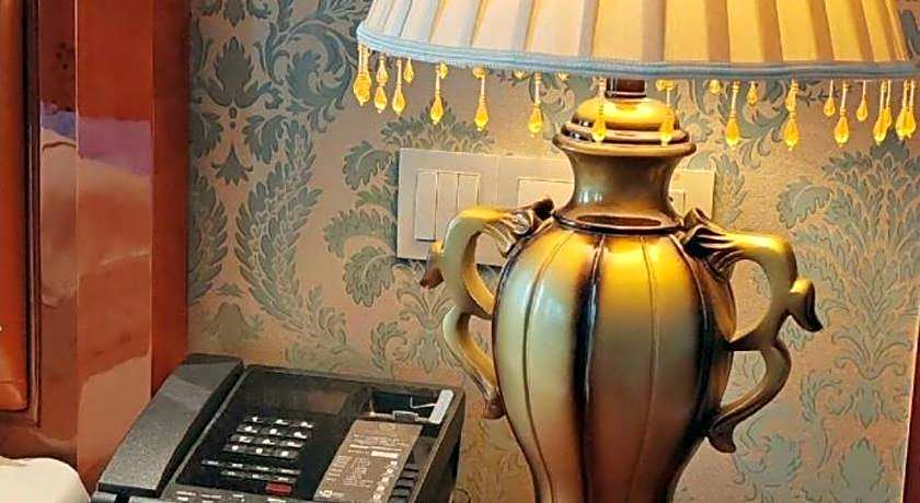 Chongqing Huachen International Hotel