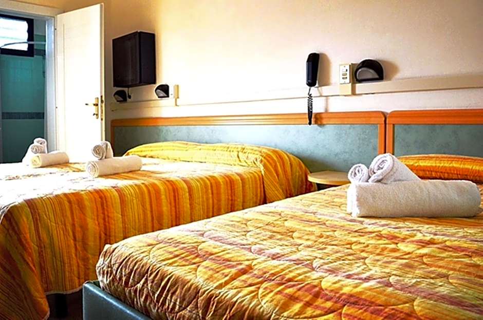 Hotel Lux