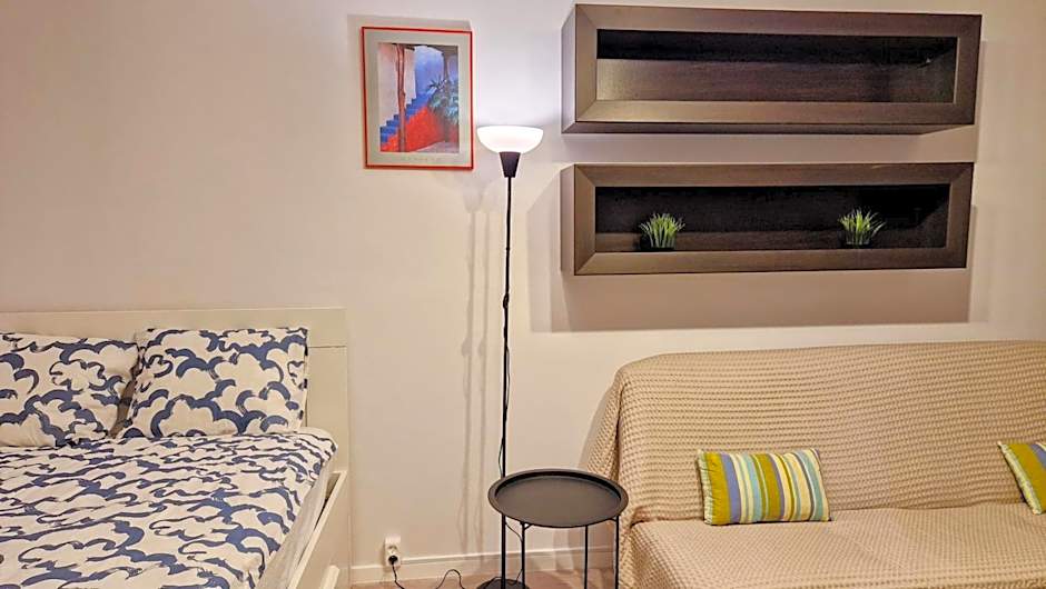 Grzybowska Pokoje Centrum