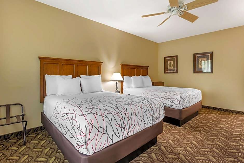 Best Western Lodge at River's Edge