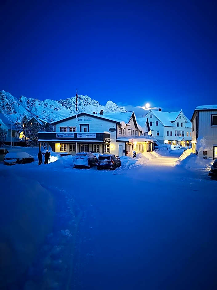 Henningsvær Guesthouse