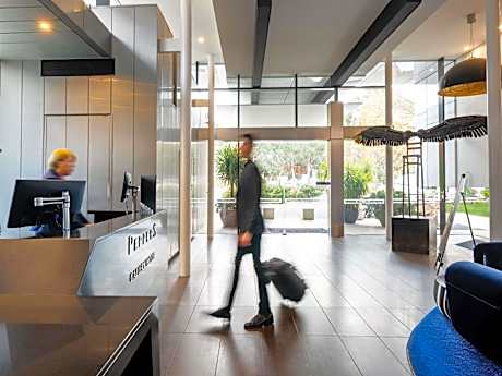 Peppers Gallery Hotel Canberra