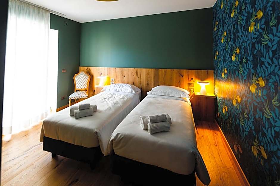 The Lion's Den BnB