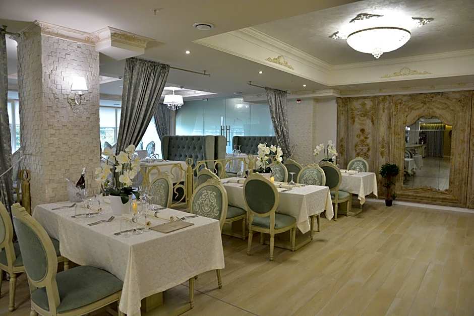 Bristol Central Park Hotel