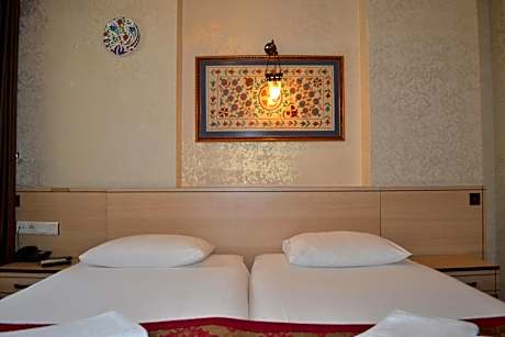 Deluxe Double Room with Balcony and Sea View