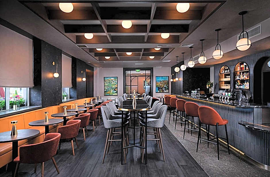 Leonardo Hotel Galway - Formerly Jurys Inn