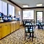 Econo Lodge Inn & Suites Forest