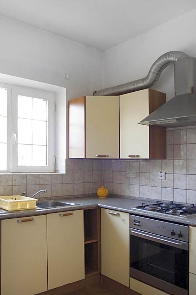 Country Club La Mesteceni