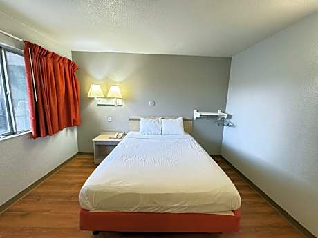 Deluxe Double Room - Non-Smoking