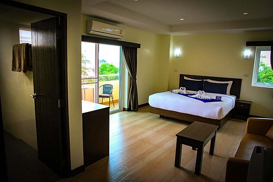 Sky Villa Hua Hin Guesthouse - Adults-Only