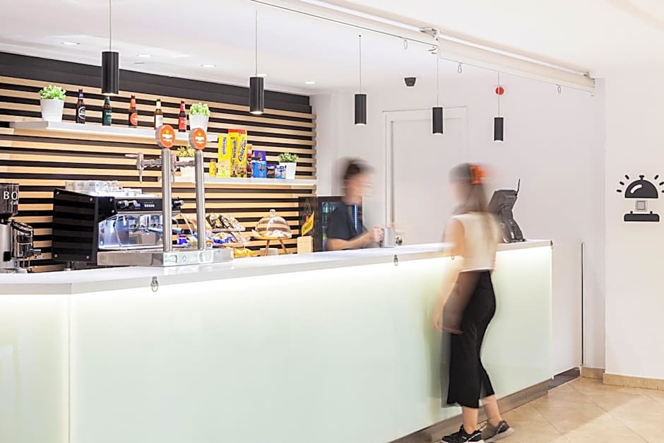 Montserrat Hotel & Training Center