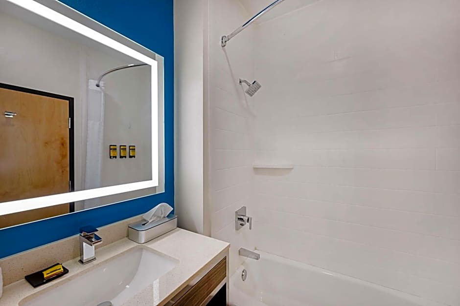 Best Western Plus Executive Residency Carlsbad Hotel