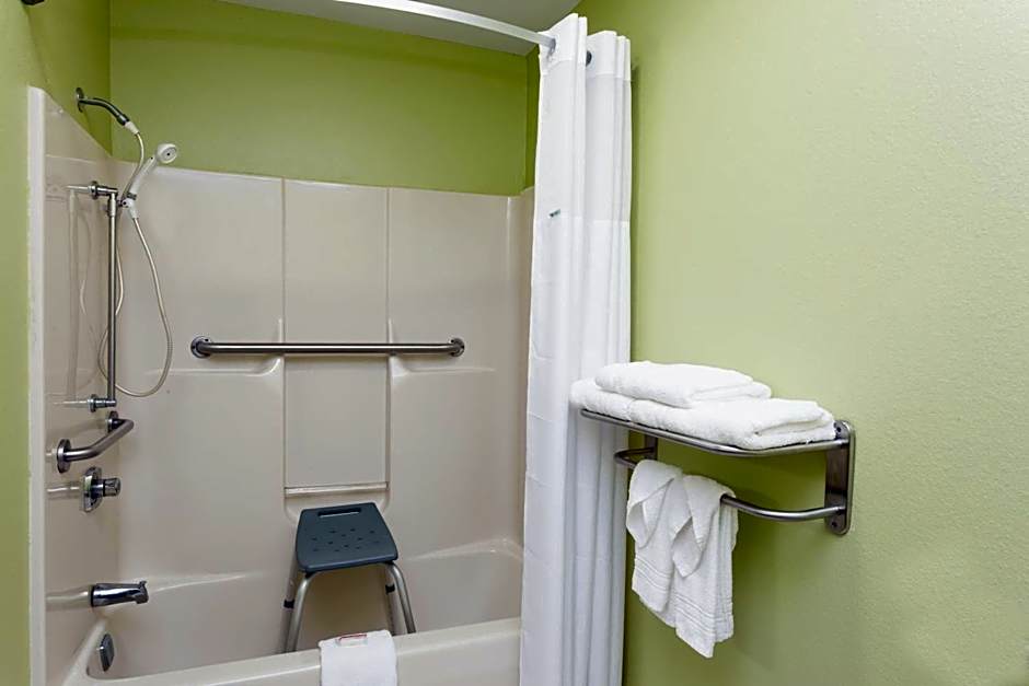 Days Inn by Wyndham Springfield