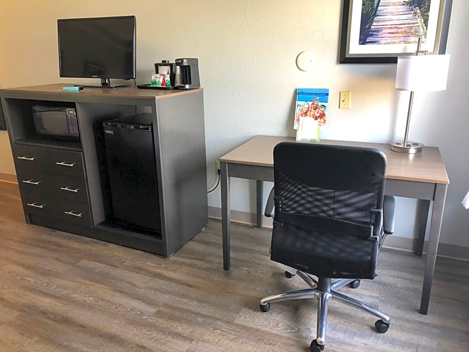 La Quinta Inn & Suites by Wyndham Panama City Beach