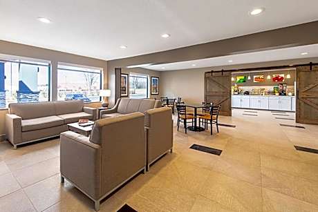 Quality Inn Mishawaka - South Bend