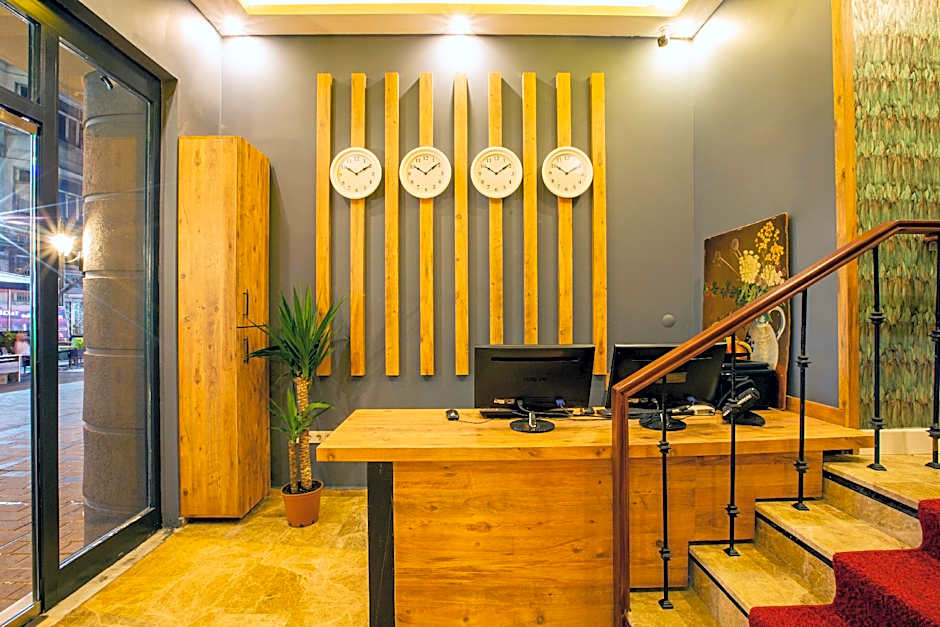 Taksim Leon’s Hotel