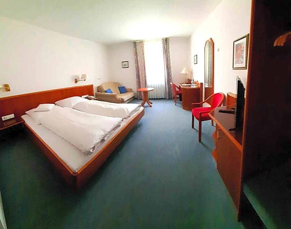 Garni Hotel Maselheimer Hof