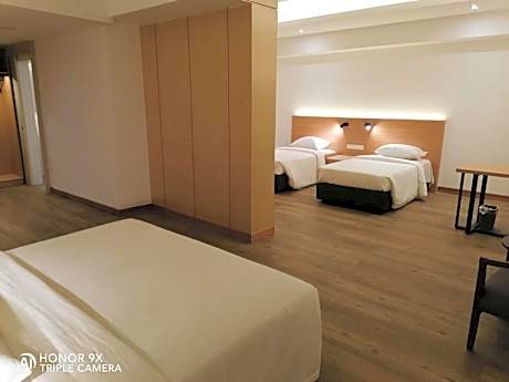 Deluxe Family Suite - New Renovated