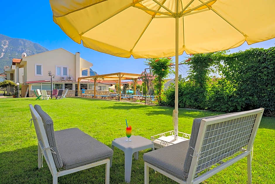 Larimar Suite Hotel