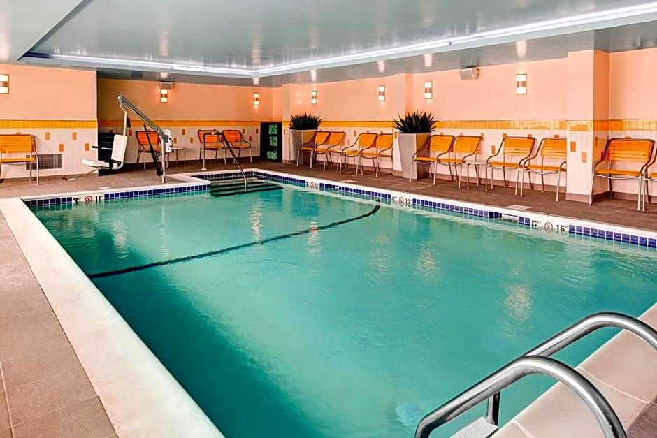 Fairfield Inn & Suites by Marriott Cape Cod Hyannis