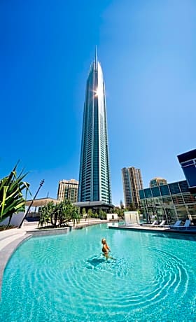 Q1 Resort & Spa - Official