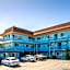 Aqua Breeze Inn