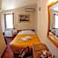 Primavera Mini Hotel