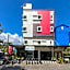 RedDoorz at Lucky Inn Panakukkang Makassar