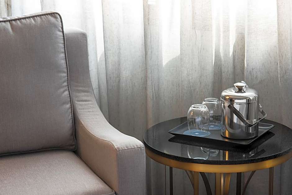 Sheraton Eatontown Hotel