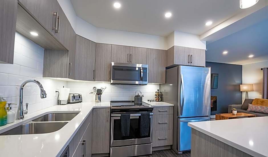 Alpine Escape by Revelstoke Vacations