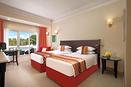 Premium Twin Room with Pool View